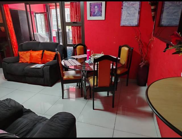 2 BEDROOM FLAT FOR SALE IN DURBAN CENTRAL